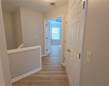6099 Prestwood Drive - Photo Thumbnail 29