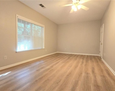 6099 Prestwood Drive - Photo Thumbnail 32