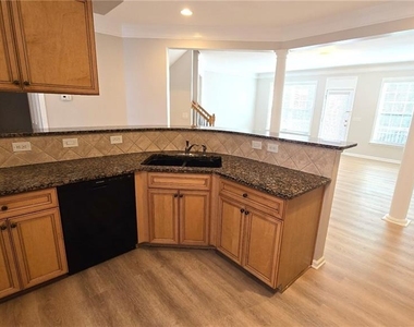6099 Prestwood Drive - Photo Thumbnail 14