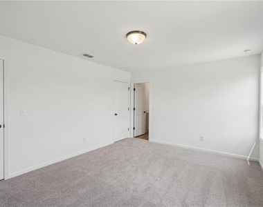 522 Silverleaf Trl - Photo Thumbnail 18