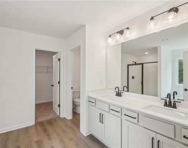 522 Silverleaf Trl - Photo Thumbnail 14