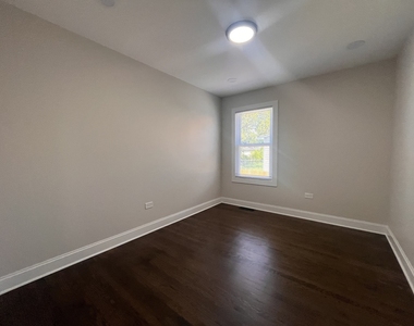 15116 Marshfield Avenue - Photo Thumbnail 12