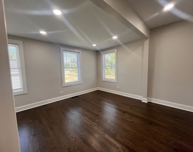 15116 Marshfield Avenue - Photo Thumbnail 16