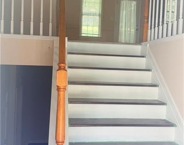 1475 Brookdale Drive - Photo Thumbnail 15