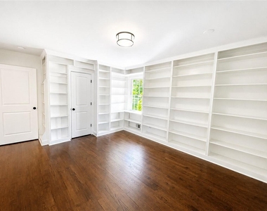 4586 Peachtree Dunwoody Road - Photo Thumbnail 7