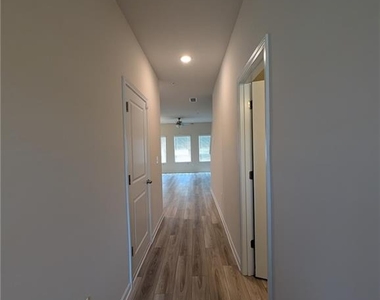 1354 Willow Brook Circle - Photo Thumbnail 9