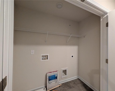 1354 Willow Brook Circle - Photo Thumbnail 19