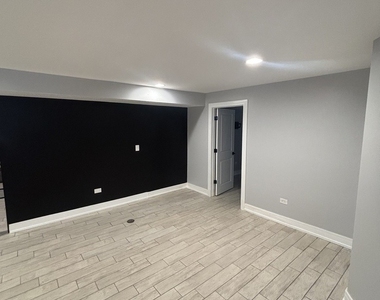 7932 S Peoria Street - Photo Thumbnail 3