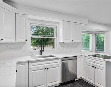 412 Lavergne Avenue - Photo Thumbnail 11