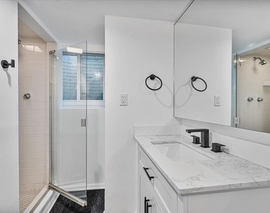 412 Lavergne Avenue - Photo Thumbnail 27
