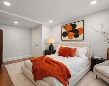1785a Meadowdale Ave Ne - Photo Thumbnail 37