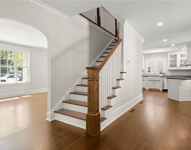 1785a Meadowdale Ave Ne - Photo Thumbnail 22