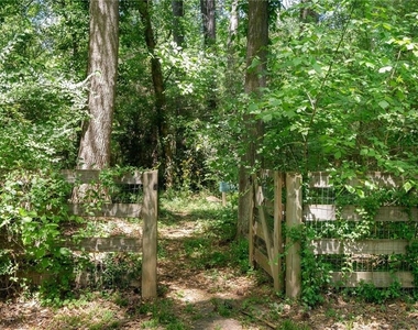 1785a Meadowdale Ave Ne - Photo Thumbnail 45