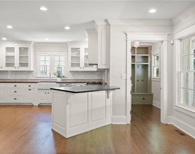 1785a Meadowdale Ave Ne - Photo Thumbnail 13