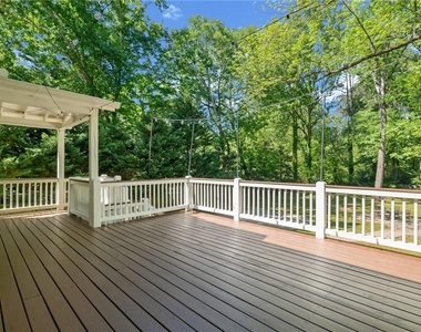 1785a Meadowdale Ave Ne - Photo Thumbnail 40