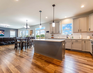 12333 S Prairie Ridge Lane - Photo Thumbnail 4