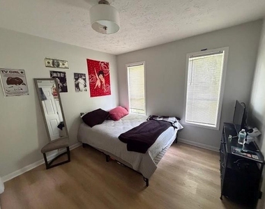 2532 Hidden Hills Dr - Photo Thumbnail 6