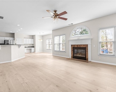 2030 Brook Meadow Drive - Photo Thumbnail 7