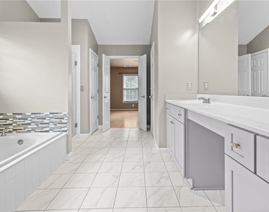 2030 Brook Meadow Drive - Photo Thumbnail 31