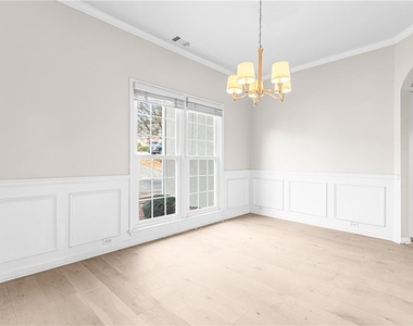 2030 Brook Meadow Drive - Photo Thumbnail 5