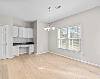 2030 Brook Meadow Drive - Photo Thumbnail 14