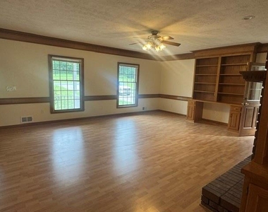 5677 Bentley Road - Photo Thumbnail 6
