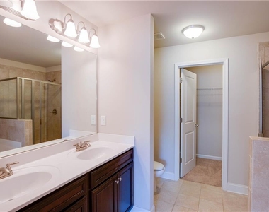 1795 Garbrooke Cove - Photo Thumbnail 22