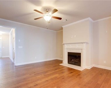 1795 Garbrooke Cove - Photo Thumbnail 4