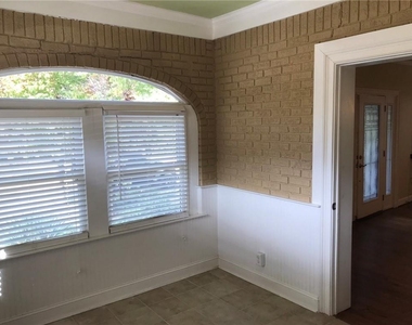 49 Leslie Street Ne - Photo Thumbnail 14