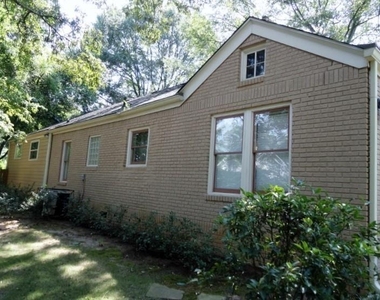 49 Leslie Street Ne - Photo Thumbnail 5