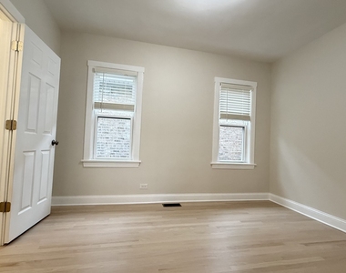 5821 W Gunnison Street - Photo Thumbnail 23