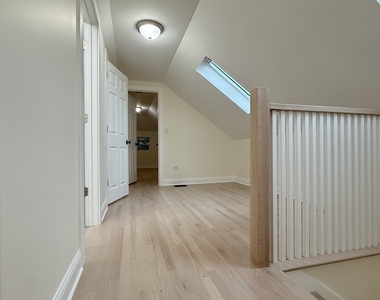 5821 W Gunnison Street - Photo Thumbnail 40