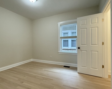 5821 W Gunnison Street - Photo Thumbnail 20