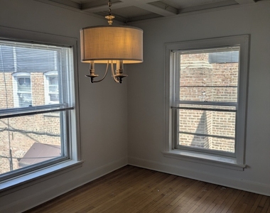 103 E 1st Street - Photo Thumbnail 4