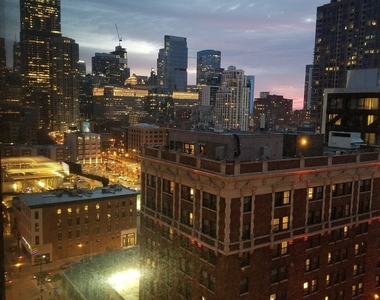 70 W Huron Street - Photo Thumbnail 3