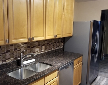 70 W Huron Street - Photo Thumbnail 5