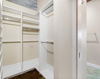 426 Marietta Street Nw - Photo Thumbnail 22