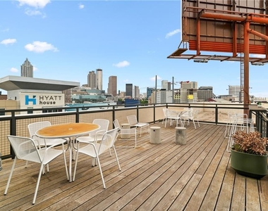 426 Marietta Street Nw - Photo Thumbnail 25