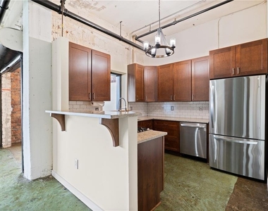 426 Marietta Street Nw - Photo Thumbnail 13