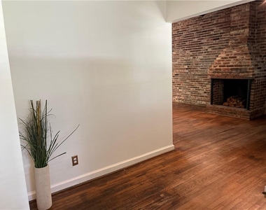 1945 Dellwood Drive Nw - Photo Thumbnail 11