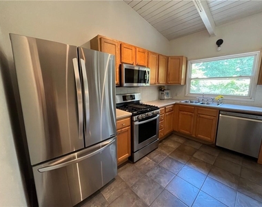 1945 Dellwood Drive Nw - Photo Thumbnail 18