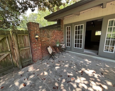 1945 Dellwood Drive Nw - Photo Thumbnail 38