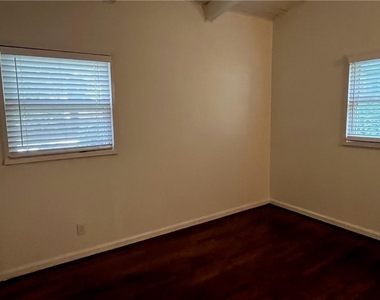 1945 Dellwood Drive Nw - Photo Thumbnail 35