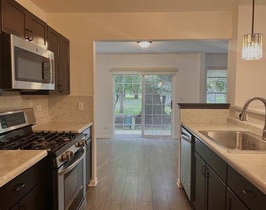 2407 Stoughton Circle - Photo Thumbnail 3
