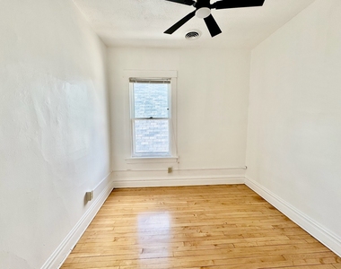 2047 N Lavergne Avenue - Photo Thumbnail 18