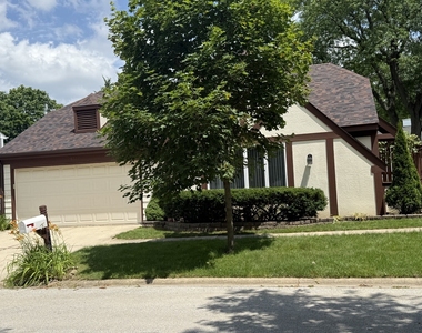 2851 Garden Drive - Photo Thumbnail 2