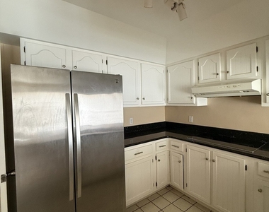 2851 Garden Drive - Photo Thumbnail 15