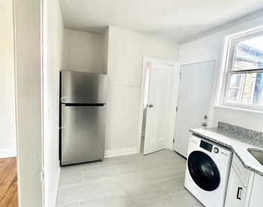 3701 W Division Street - Photo Thumbnail 2