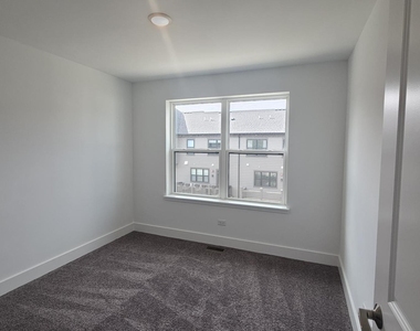 6429 Main Street - Photo Thumbnail 12