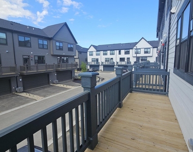6429 Main Street - Photo Thumbnail 25